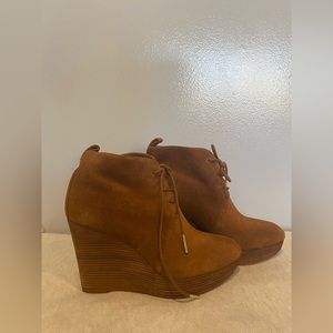Michael Kors wedged boots (price is negotiable!!) size              6 1/2M